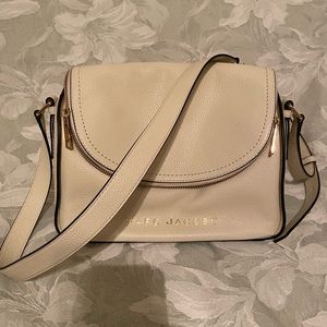 The Groove Leather Messenger Bag